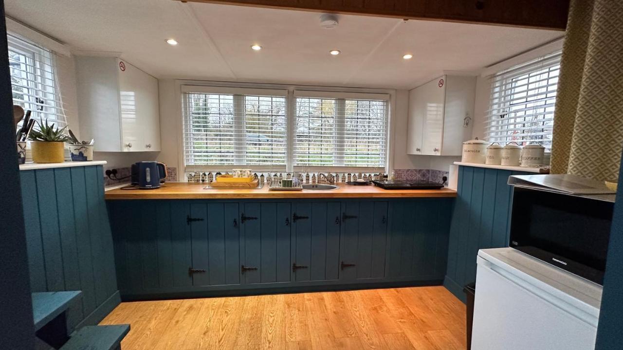 Toosey Lass - St Osyth Creek Saint Osyth Exteriér fotografie